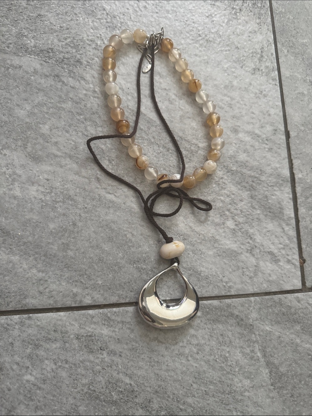 Beaded Cream and Gold Stone Pendant Necklace with Silver Teardrop